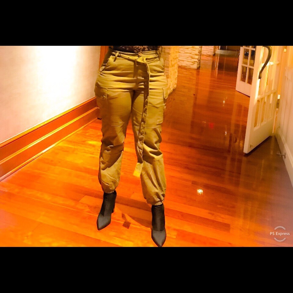 Fashion Nova Cuffed Cargo Pants